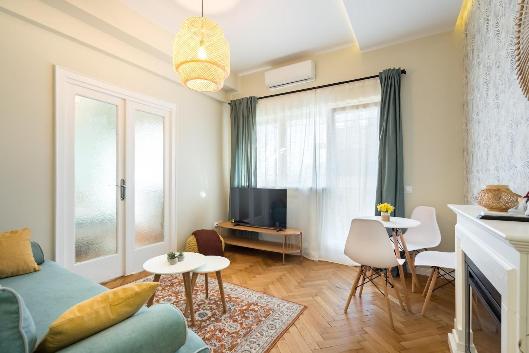 Urban Dream Studio With City Views & Comfort Bucureşti Ngoại thất bức ảnh